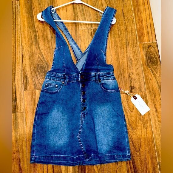 BOUTIQUE EASEL BRAND WOMENS OVERALL DENIM OVERALL DRESS NEW - Picture 1 of 5